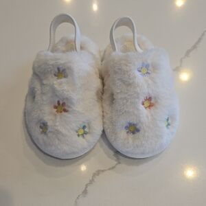 Cat & Jack White Fluffy Toddler Slippers